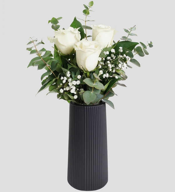 Siyah Desenli Vazoda Beyaz Gül